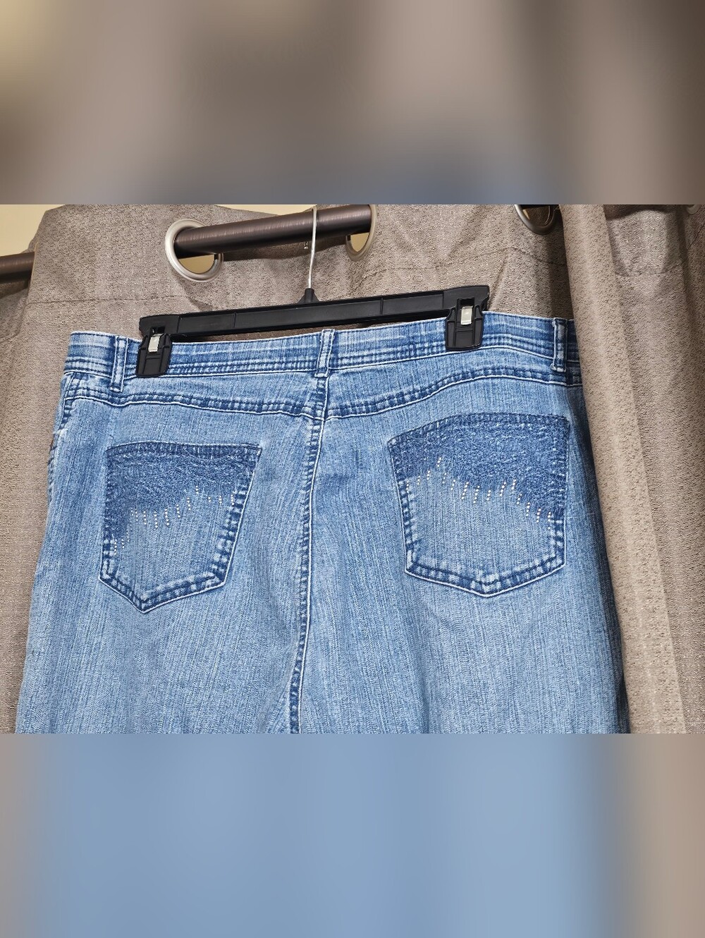 Women's Light Blue High-Rise Jeans with Embellished Back Pockets